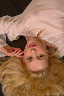 Stunning GirL-02